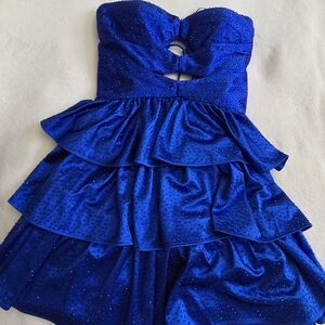 Elegant Blue Strapless Mini Dress